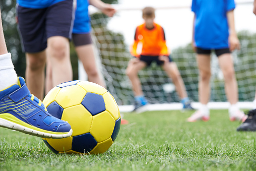 Fotboll som relationsbyggare över generationsgränserna